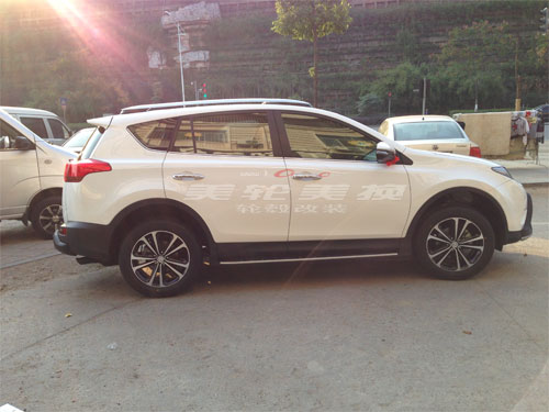 RAV4챸װ